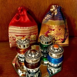 Small Glass & Silver Pill Box (Crystals, Trinkets) With Decorative Gift Pouch